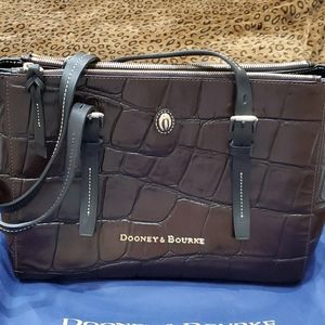 Dooney & Bourke